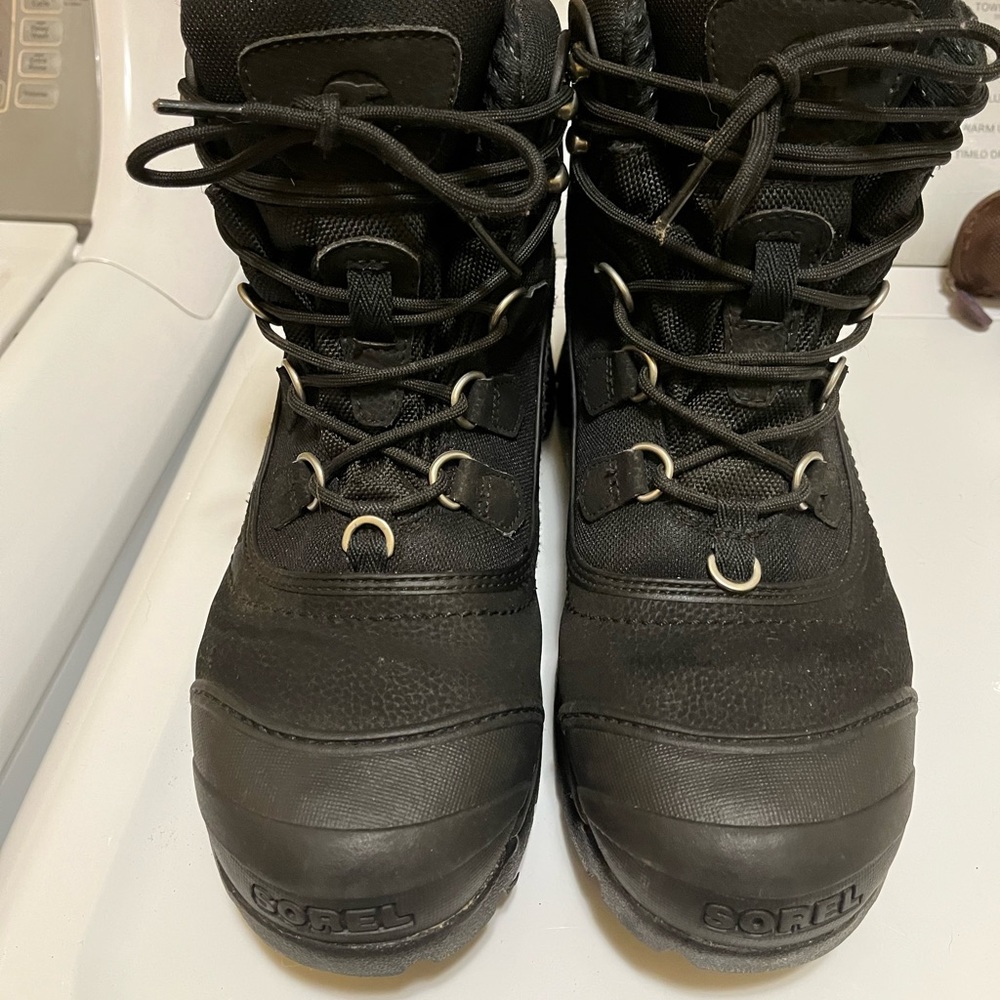 Men’s Sorel boots size 10